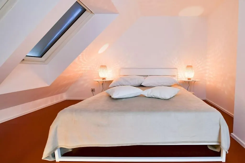 Julius 27 - Duplex Apartment 5 Mins To City Center Vienna